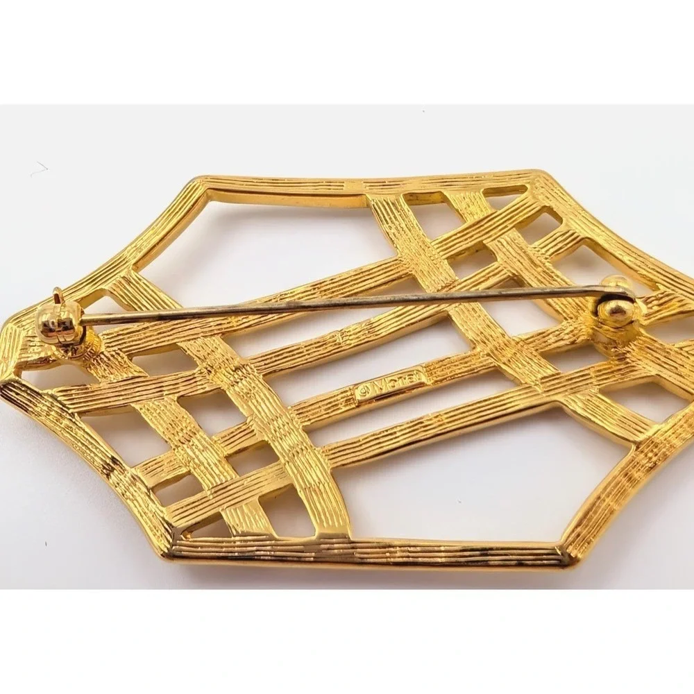 Monet Vintage Brooch Gold Tone Lot of 4 Holiday Christmas‎ Enamel Signed